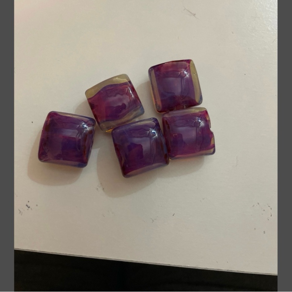 5 Purple Glass Square Beads